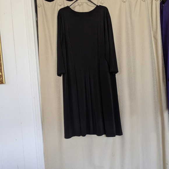 Striking Black Dress w/Flattering Geometric Detail - Picture 3 of 3